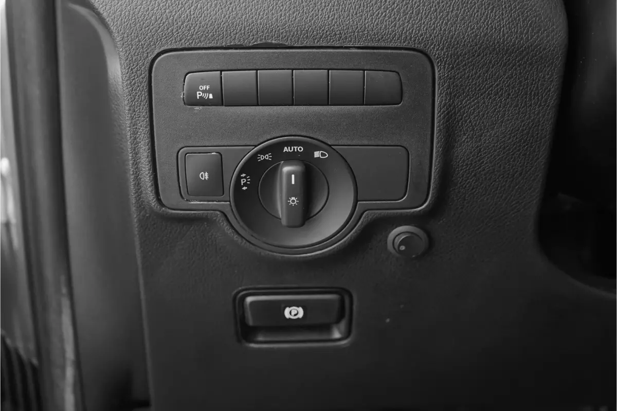 114 CDI Lang DC Automaat 2x Schuifdeur Navi LED Trekhaak 19"