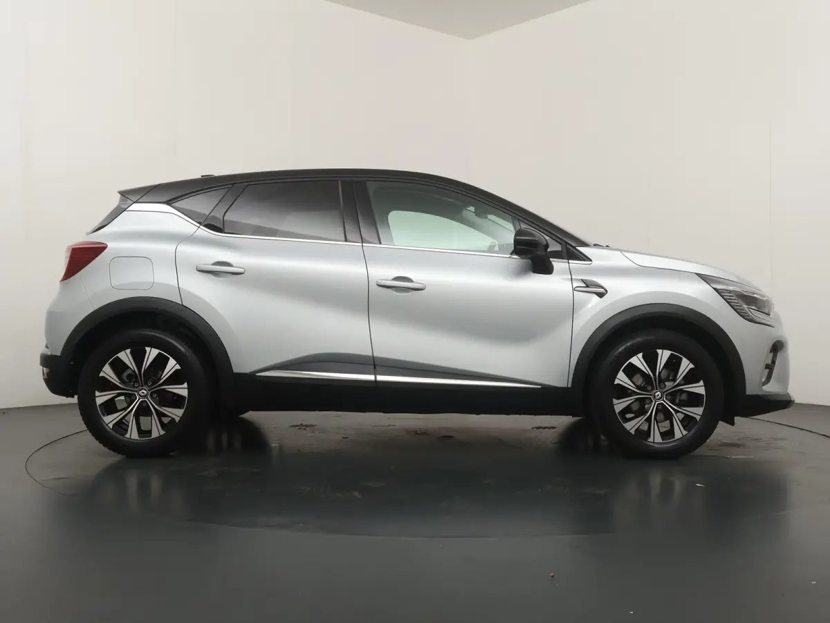 E-Tech full hybrid 145 techno | Automaat | Navigatie | Parkeercamera | Apple CarPlay/Android Auto