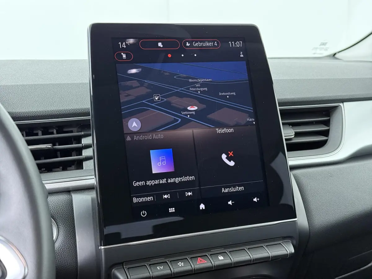 E-Tech full hybrid 145 techno | Automaat | Navigatie | Parkeercamera | Apple CarPlay/Android Auto