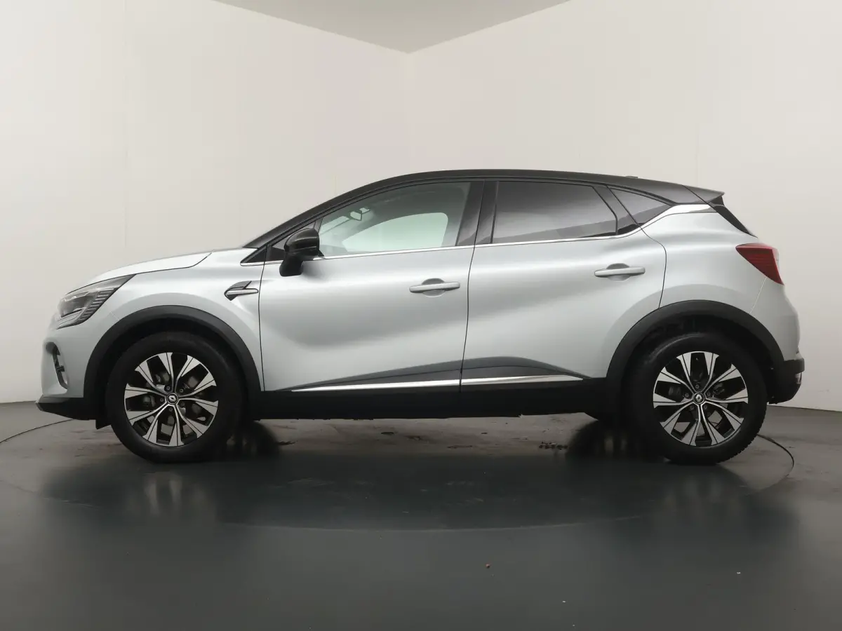 E-Tech full hybrid 145 techno | Automaat | Navigatie | Parkeercamera | Apple CarPlay/Android Auto