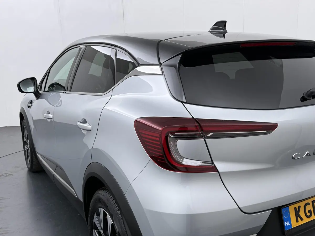 E-Tech full hybrid 145 techno | Automaat | Navigatie | Parkeercamera | Apple CarPlay/Android Auto