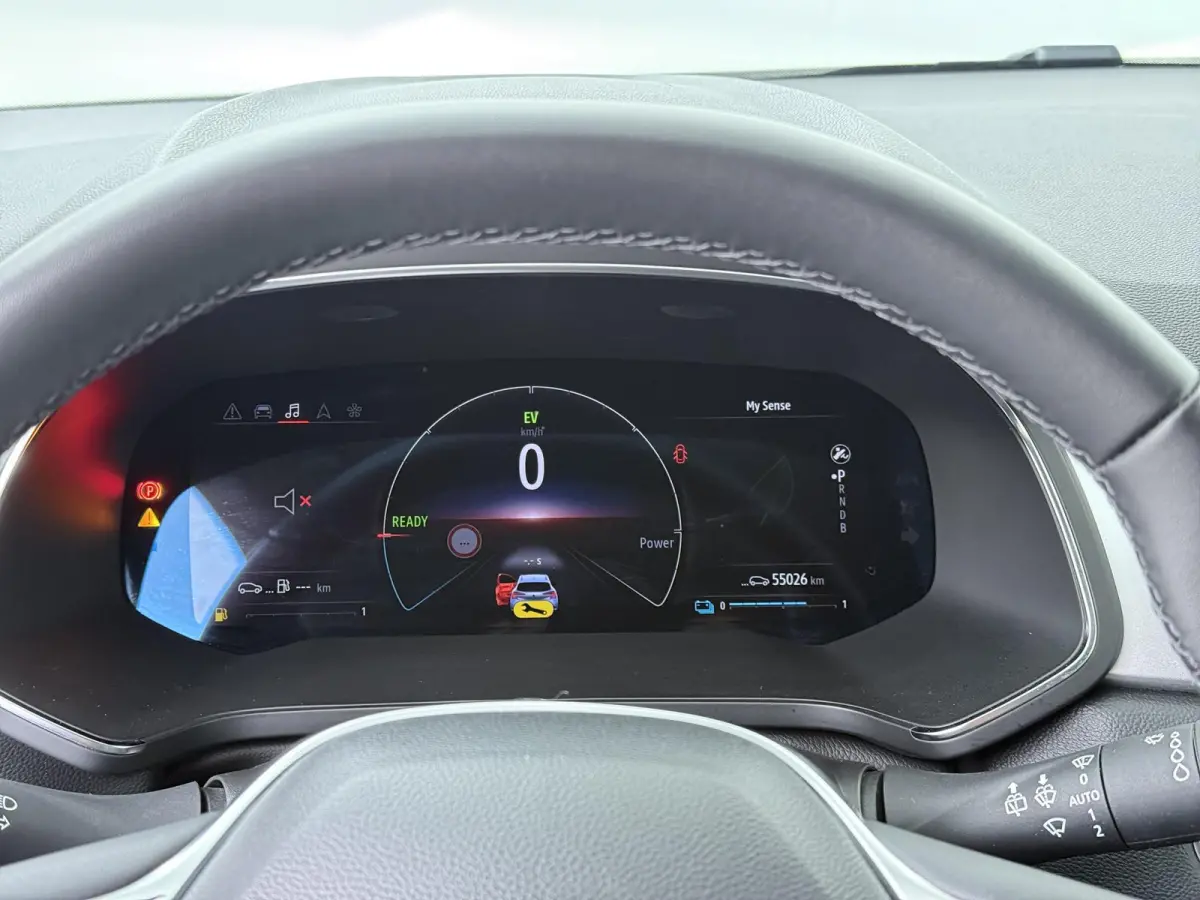 E-Tech full hybrid 145 techno | Automaat | Navigatie | Parkeercamera | Apple CarPlay/Android Auto