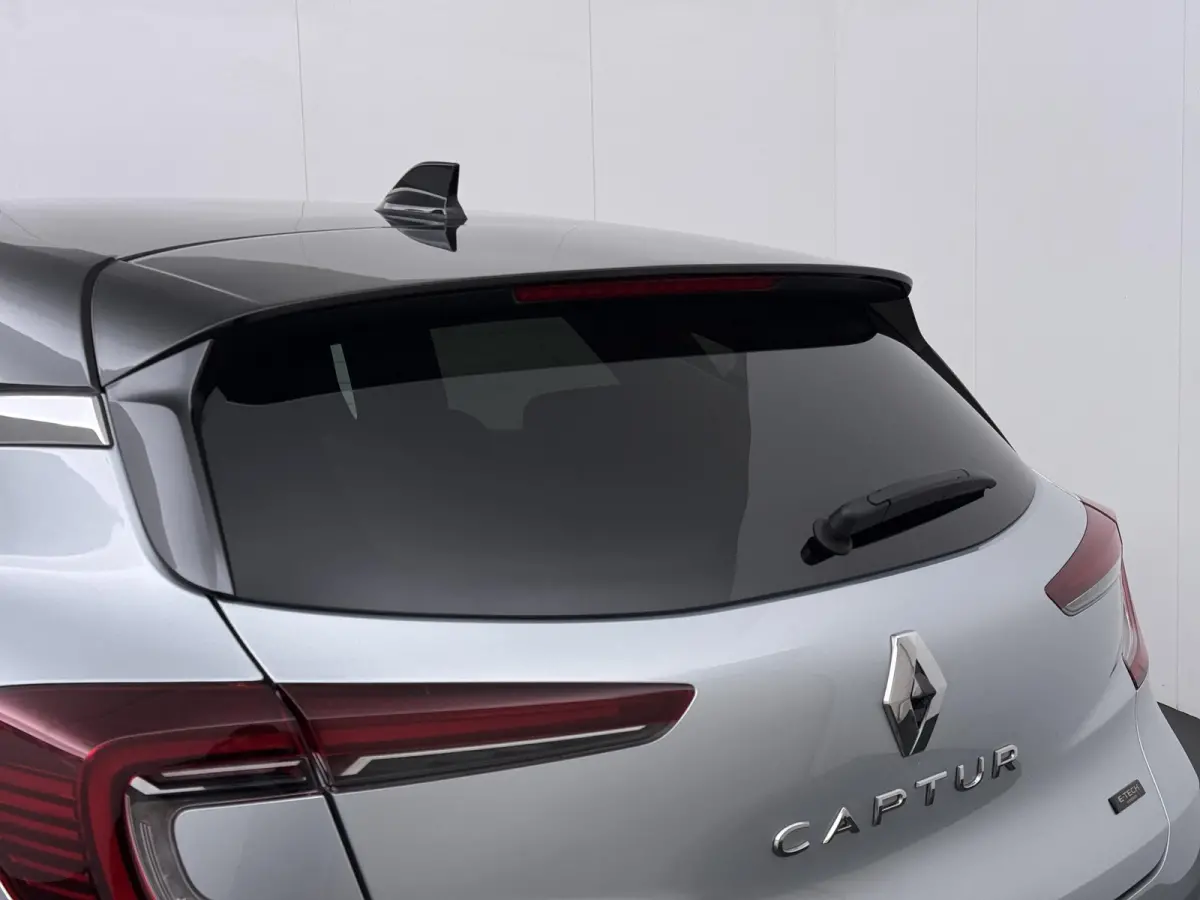 E-Tech full hybrid 145 techno | Automaat | Navigatie | Parkeercamera | Apple CarPlay/Android Auto