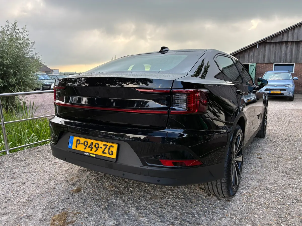 Standard Range Single Motor 63kWh | 90% Soh + Carplay + Camera Nu € 18.975,-!!!