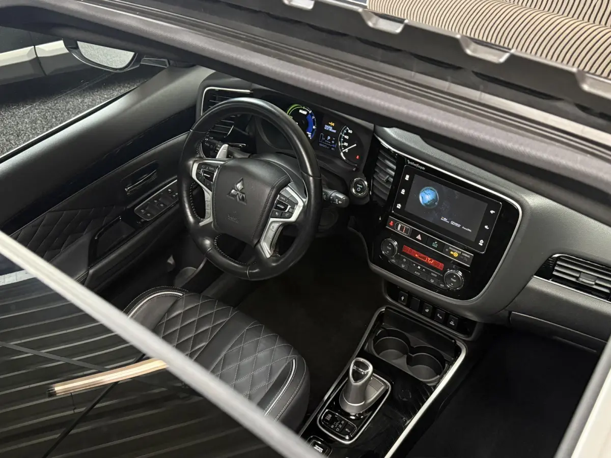 2.4 PHEV Instyle | Dealer onderhouden | Schuifdak | Adaptive | Carplay