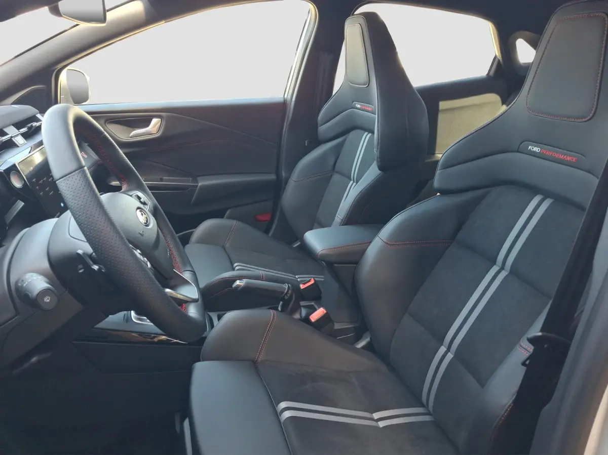 1.0 EcoBoost ST | Armsteun voor | Cruise control adaptief | Draadloze telefoonlader