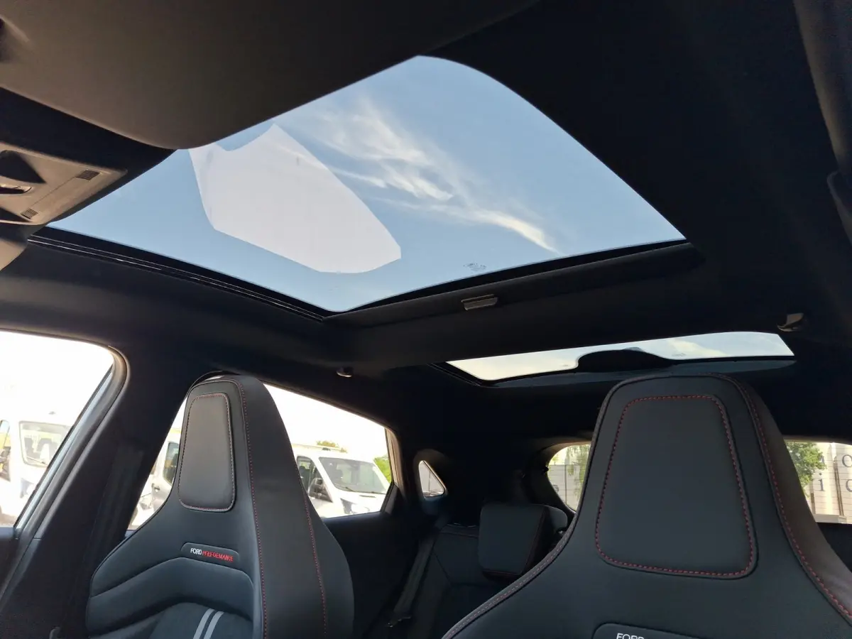 1.0 EcoBoost ST | Armsteun voor | Cruise control adaptief | Draadloze telefoonlader