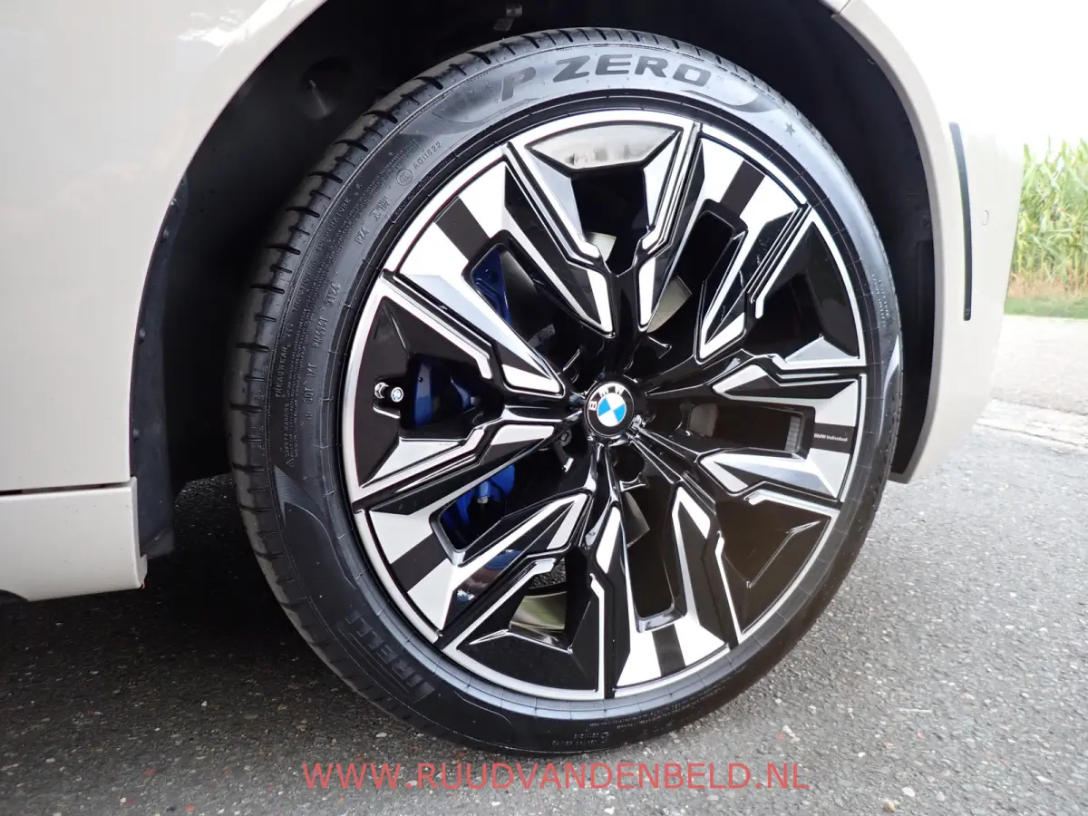 M50i !! 1e EIGENAAR !! H&K / HEAD-UP / 360* / ACC / SPORTLEER / PANO