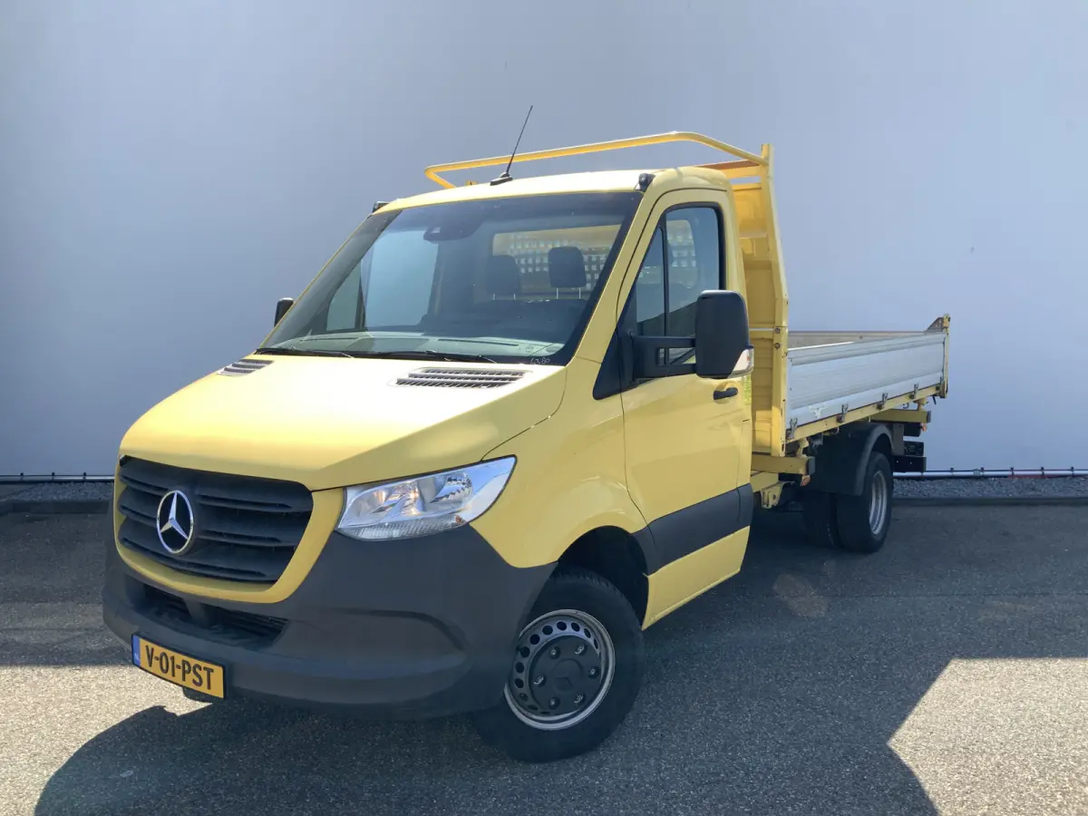 519 3.0 V6 Kipper 3 zijdig PTO WB 3,66 Airco 3 Zits Bakmaat L.350/B.215/H0.40 CM Dub Lucht Cilinders. 6 Euro 6