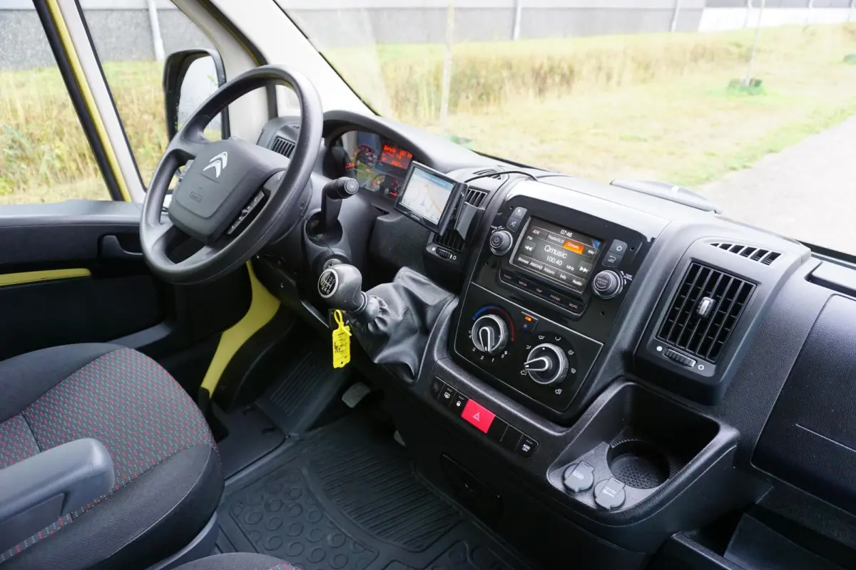 2.2 BlueHDi 140 L3H2 3.5t in Topstaat! |Mooie camperbasis |EURO6 |Camera |Trekhaak |2e airbag |Airco |Cruise control |Bluetooth media en telefonie |1e eigenaar