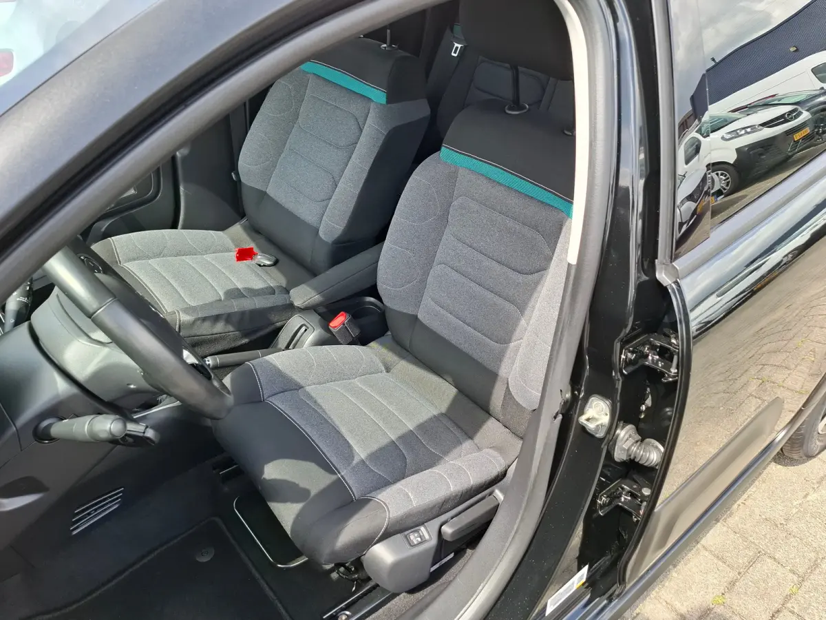 1.2 PureTech Shine Business
