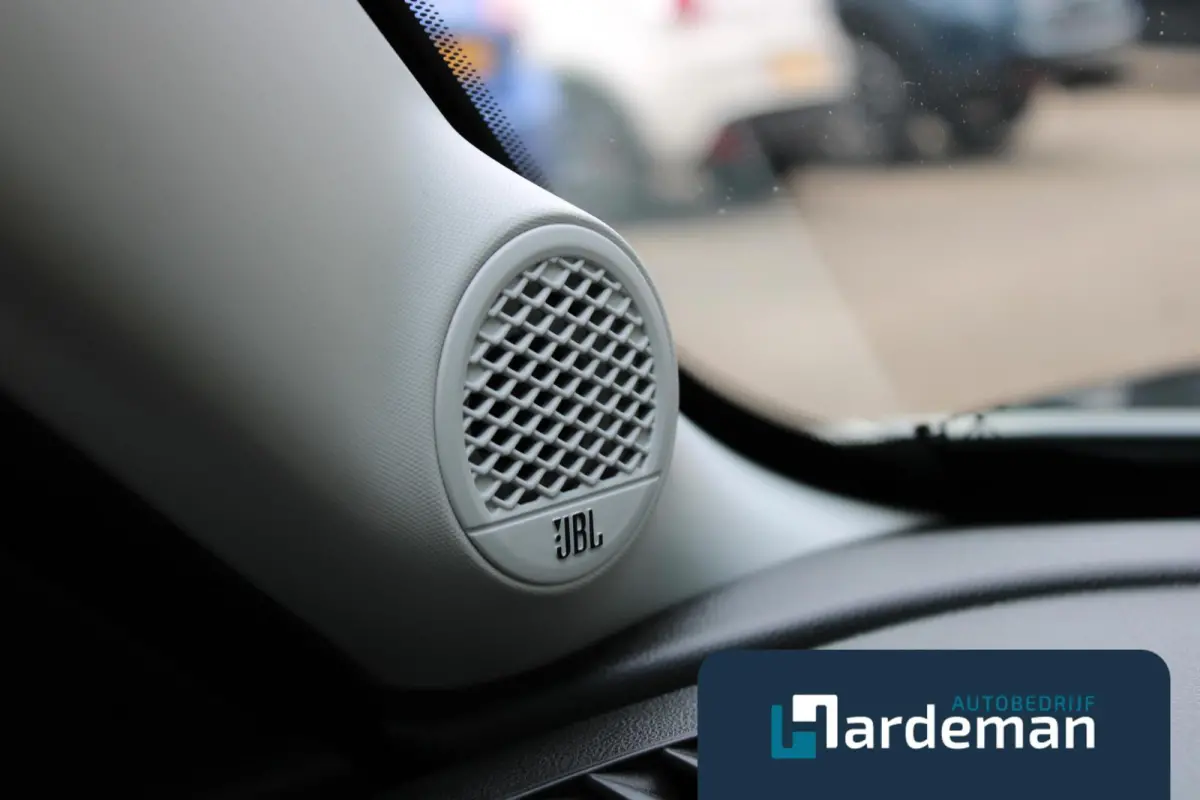 1.2 Altitude Navi Carplay Stoelverwarming