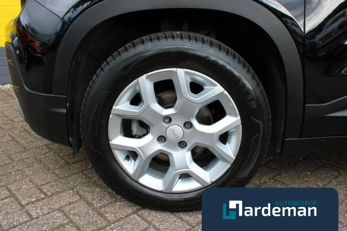 1.2 Altitude Navi Carplay Stoelverwarming