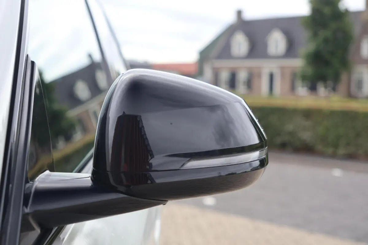 sDrive18i | M-Sport | Stoelverwarming | Trekhaak | Parkeercamera | BLIS | Memory Stoel | Lm Velgen