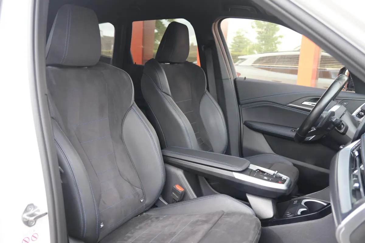 sDrive18i | M-Sport | Stoelverwarming | Trekhaak | Parkeercamera | BLIS | Memory Stoel | Lm Velgen