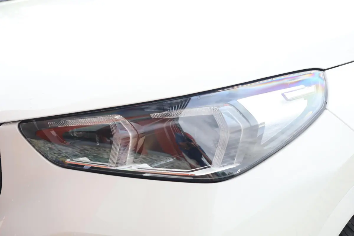 sDrive18i | M-Sport | Stoelverwarming | Trekhaak | Parkeercamera | BLIS | Memory Stoel | Lm Velgen