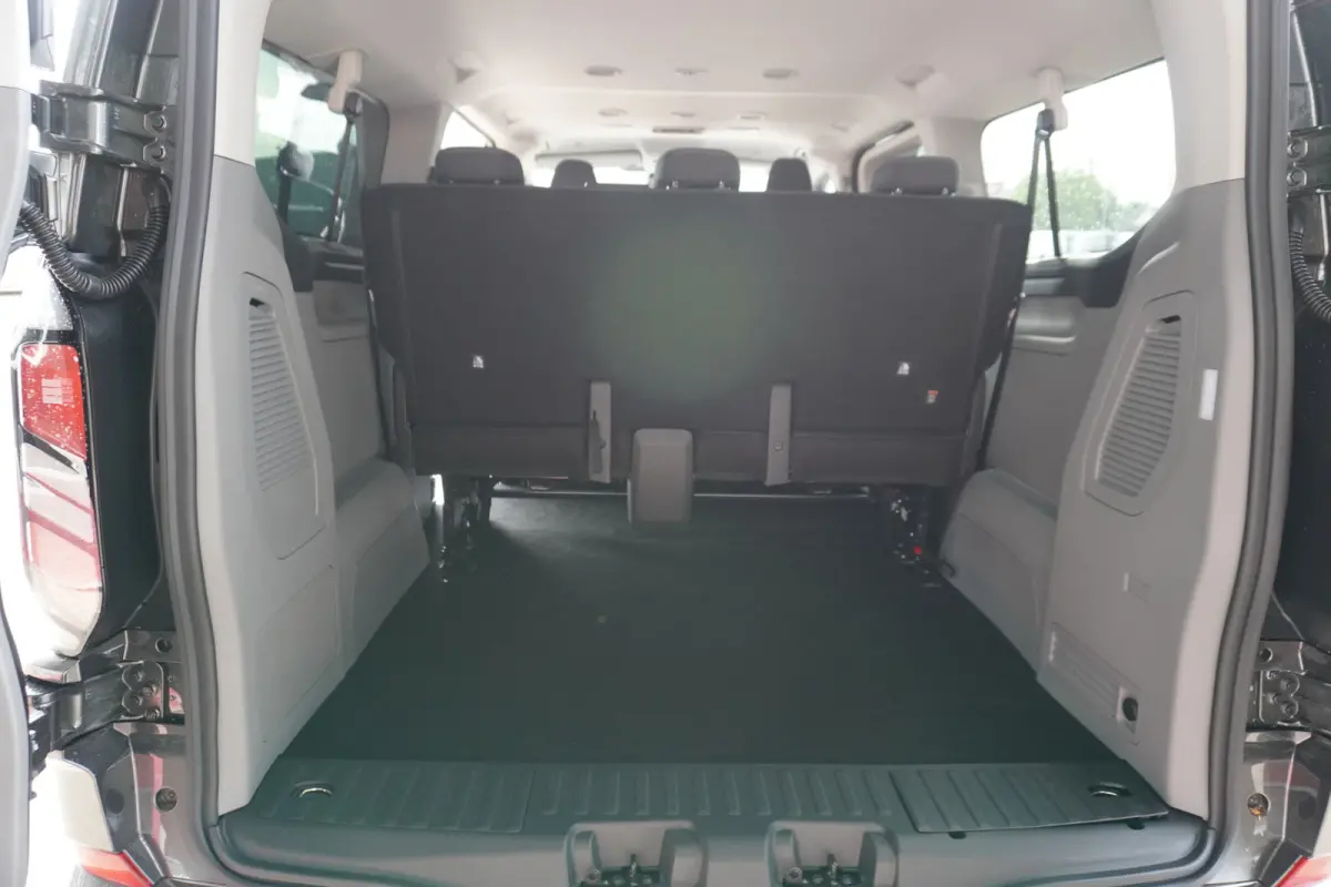 340L 2.5 233PK L2H1 Limited 9 Persoons Automaat Hybride nr. V198  | Airco | Adap. Cruise | Navigatie | 360 Camera | Schuifdeur L+R