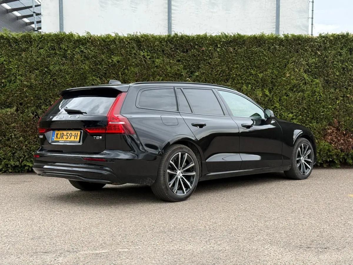 T8 Plug-in hybrid AWD Plus Dark | Panoramadak | 360 camera | Stoel/Stuur Verwarming | Harman/Kardon