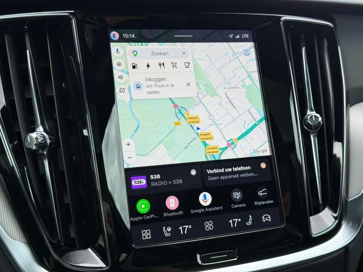 T8 Plug-in hybrid AWD Plus Dark | Panoramadak | 360 camera | Stoel/Stuur Verwarming | Harman/Kardon