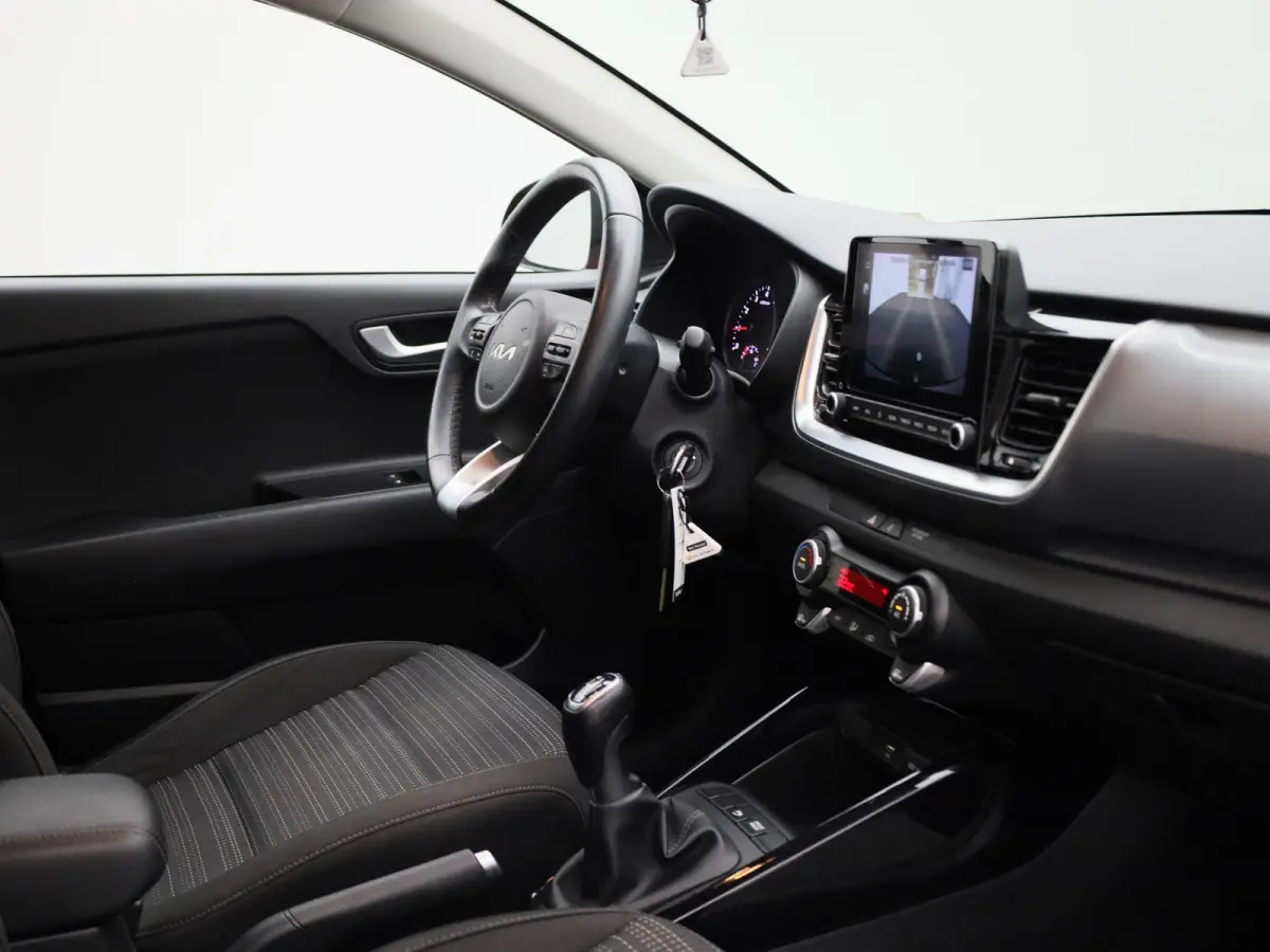 1.0 T-GDi MHEV DynamicLine | ACHTERUITRIJCAMERA | APPLE CARPLAY - ANDROID AUTO | CLIMATE CONTROL | CRUISE CONTROL | DAB RADIO | GETINTE RUITEN |