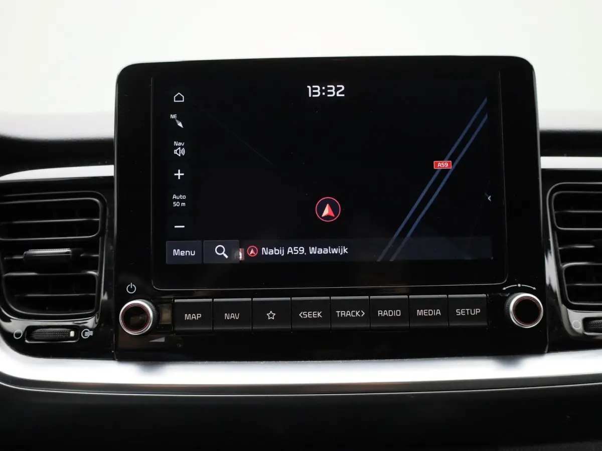 1.0 T-GDi MHEV DynamicLine | ACHTERUITRIJCAMERA | APPLE CARPLAY - ANDROID AUTO | CLIMATE CONTROL | CRUISE CONTROL | DAB RADIO | GETINTE RUITEN |