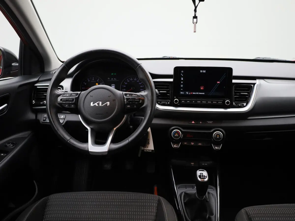 1.0 T-GDi MHEV DynamicLine | ACHTERUITRIJCAMERA | APPLE CARPLAY - ANDROID AUTO | CLIMATE CONTROL | CRUISE CONTROL | DAB RADIO | GETINTE RUITEN |