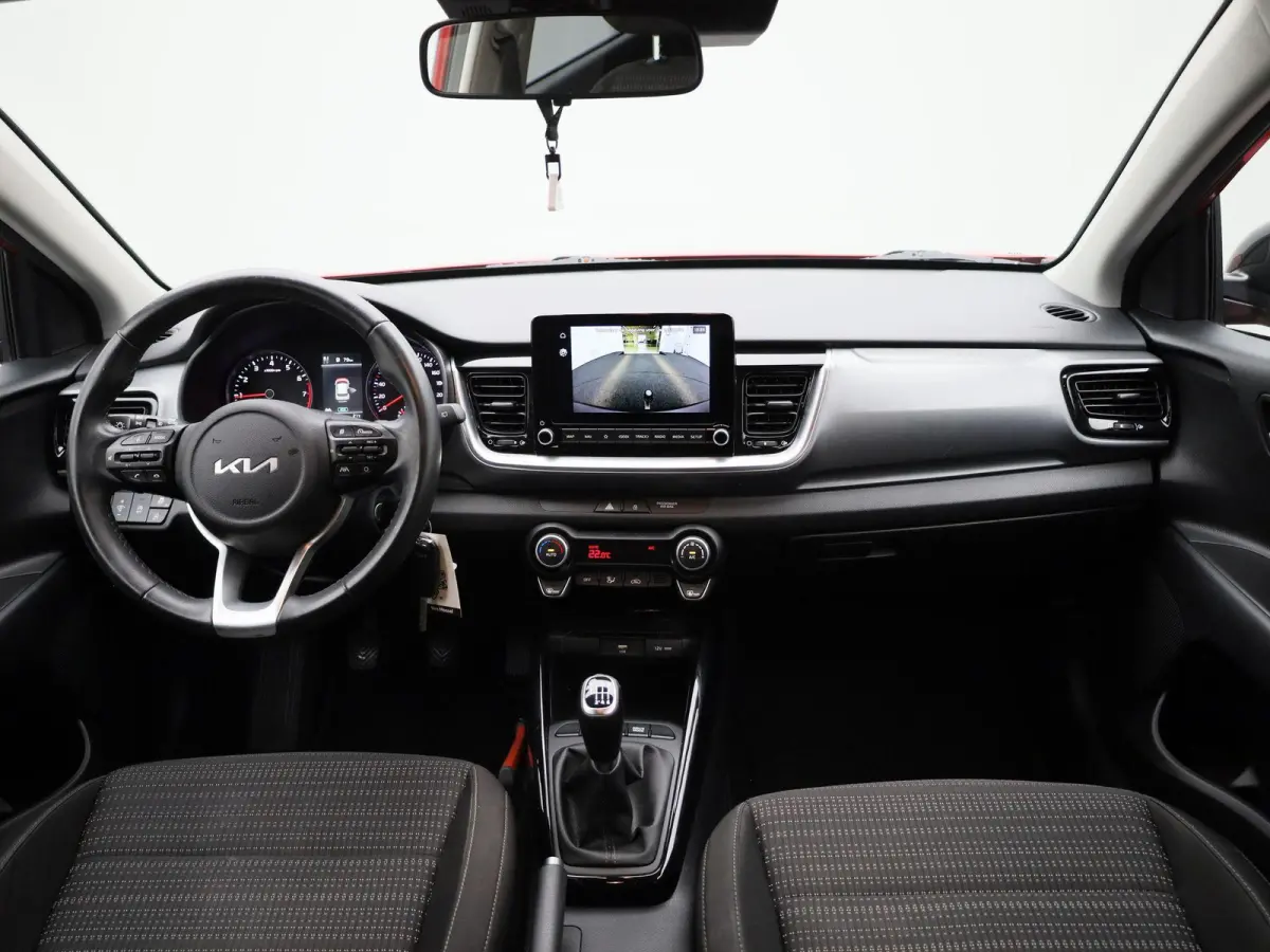 1.0 T-GDi MHEV DynamicLine | ACHTERUITRIJCAMERA | APPLE CARPLAY - ANDROID AUTO | CLIMATE CONTROL | CRUISE CONTROL | DAB RADIO | GETINTE RUITEN |