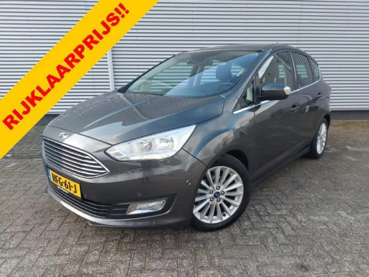 1.0 Titanium airco,cruisecontrol,navigatie/camera,parkeersensoren,