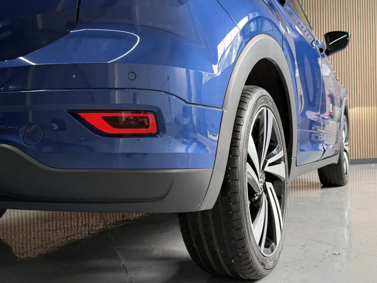 1.5 TSI 150pk Style R-Line | Navi | 18" | ACC | Dodehoek | Camera | Carplay |