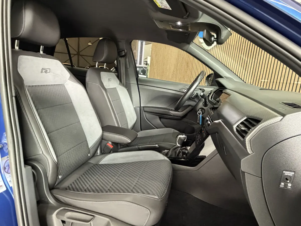1.5 TSI 150pk Style R-Line | Navi | 18" | ACC | Dodehoek | Camera | Carplay |