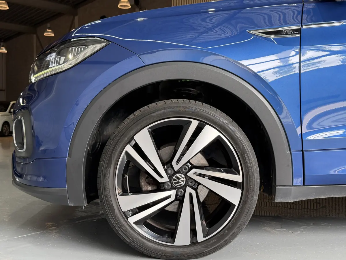 1.5 TSI 150pk Style R-Line | Navi | 18" | ACC | Dodehoek | Camera | Carplay |