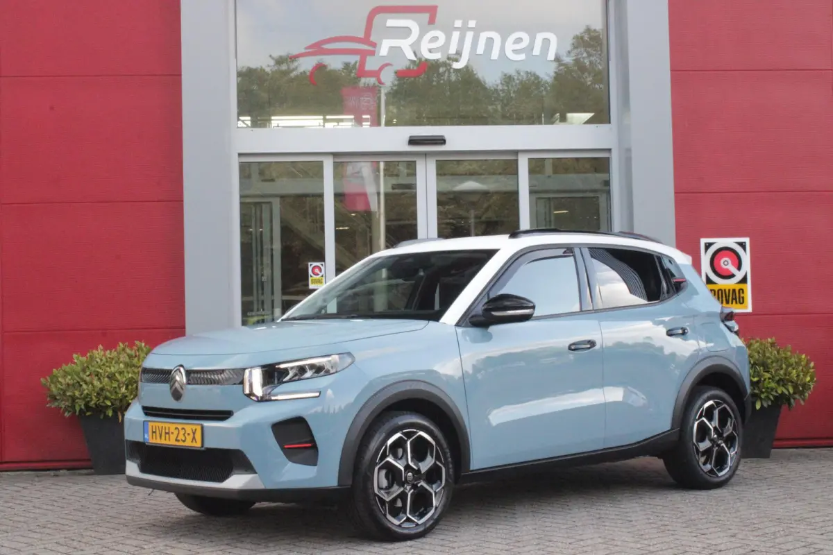 1.2 100PK MAX | AFNEEMBARE TREKHAAK | POLAR WHITE DAK | MONTE CARLO BLUE | ACHTERUITRIJ CAMERA | 17" LICHTMETALEN VELGEN "ATACAMITE" | NAVIGATIE | DRAADLOZE APPLE CARPLAY/ANDROID AUTO | DRAA