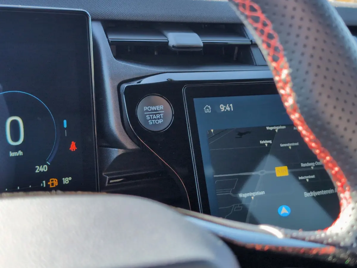1.0 EcoBoost ST-Line | Achteruitrijcamera | All-Weather banden | Cruise control