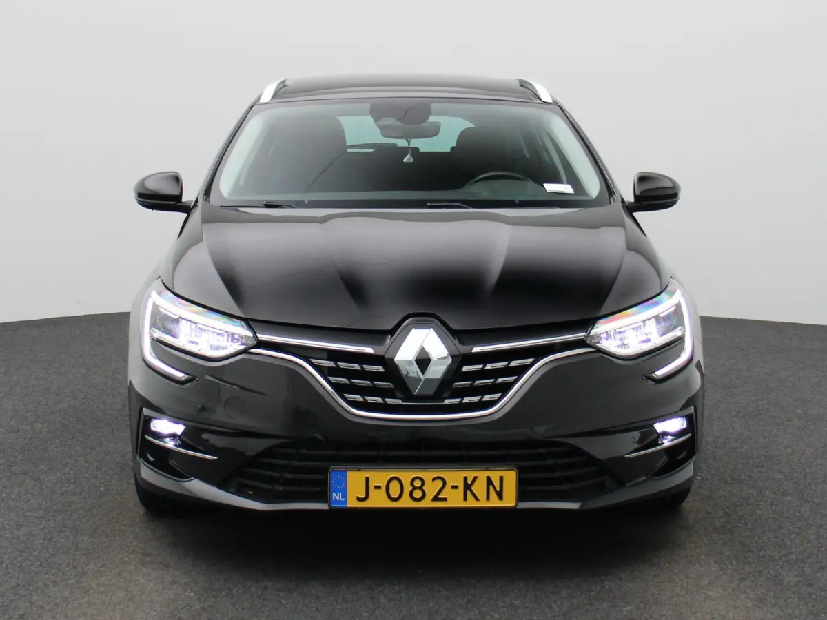 Estate 1.6 Plug-In Hybrid 160 Business Edition One | PANORAMADAK | ACHTERUITRIJCAMERA | BOSE | STOELVERWARMING | APPLE CARPLAY | CRUISE CONTROL |
