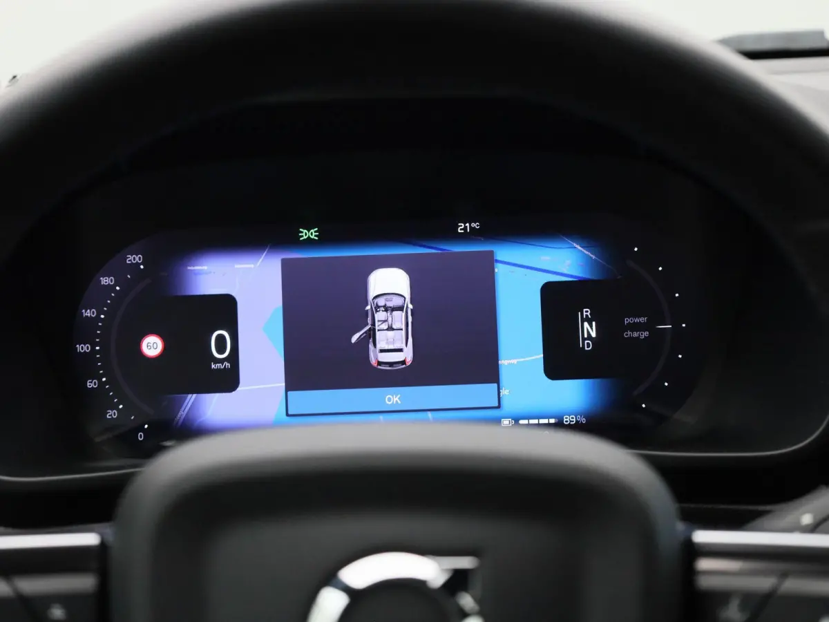 Core 69 kWh | SOH 93% | ACHTERUITRIJCAMERA | APPLE CARPLAY - ANDROID AUTO | CLIMATE CONTROL | CRUISE CONTROL |