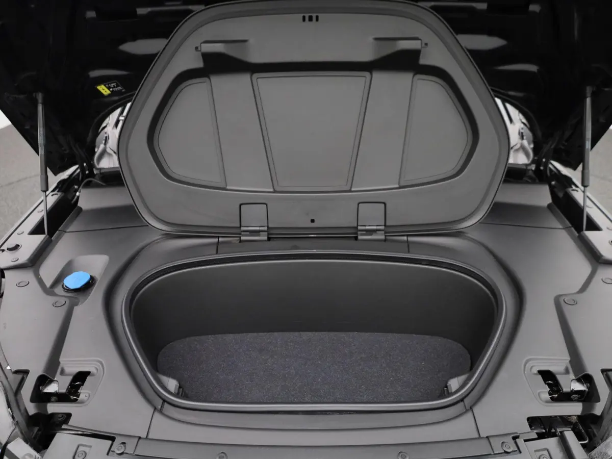 Core 69 kWh | SOH 93% | ACHTERUITRIJCAMERA | APPLE CARPLAY - ANDROID AUTO | CLIMATE CONTROL | CRUISE CONTROL |