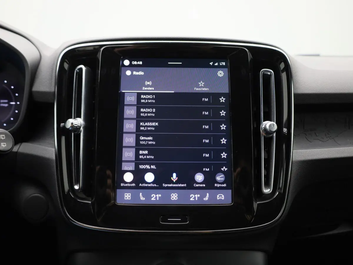 Core 69 kWh | SOH 93% | ACHTERUITRIJCAMERA | APPLE CARPLAY - ANDROID AUTO | CLIMATE CONTROL | CRUISE CONTROL |