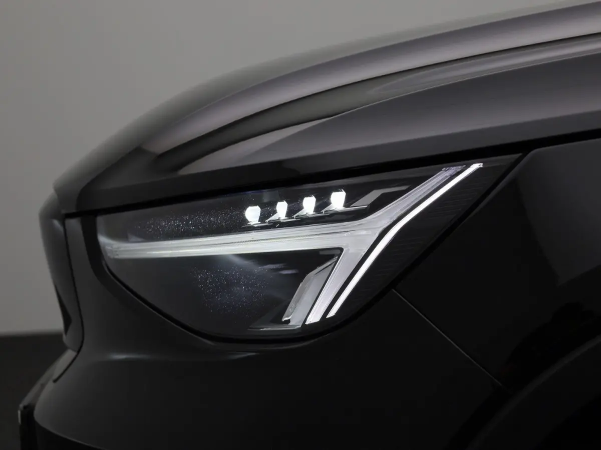 Core 69 kWh | SOH 93% | ACHTERUITRIJCAMERA | APPLE CARPLAY - ANDROID AUTO | CLIMATE CONTROL | CRUISE CONTROL |
