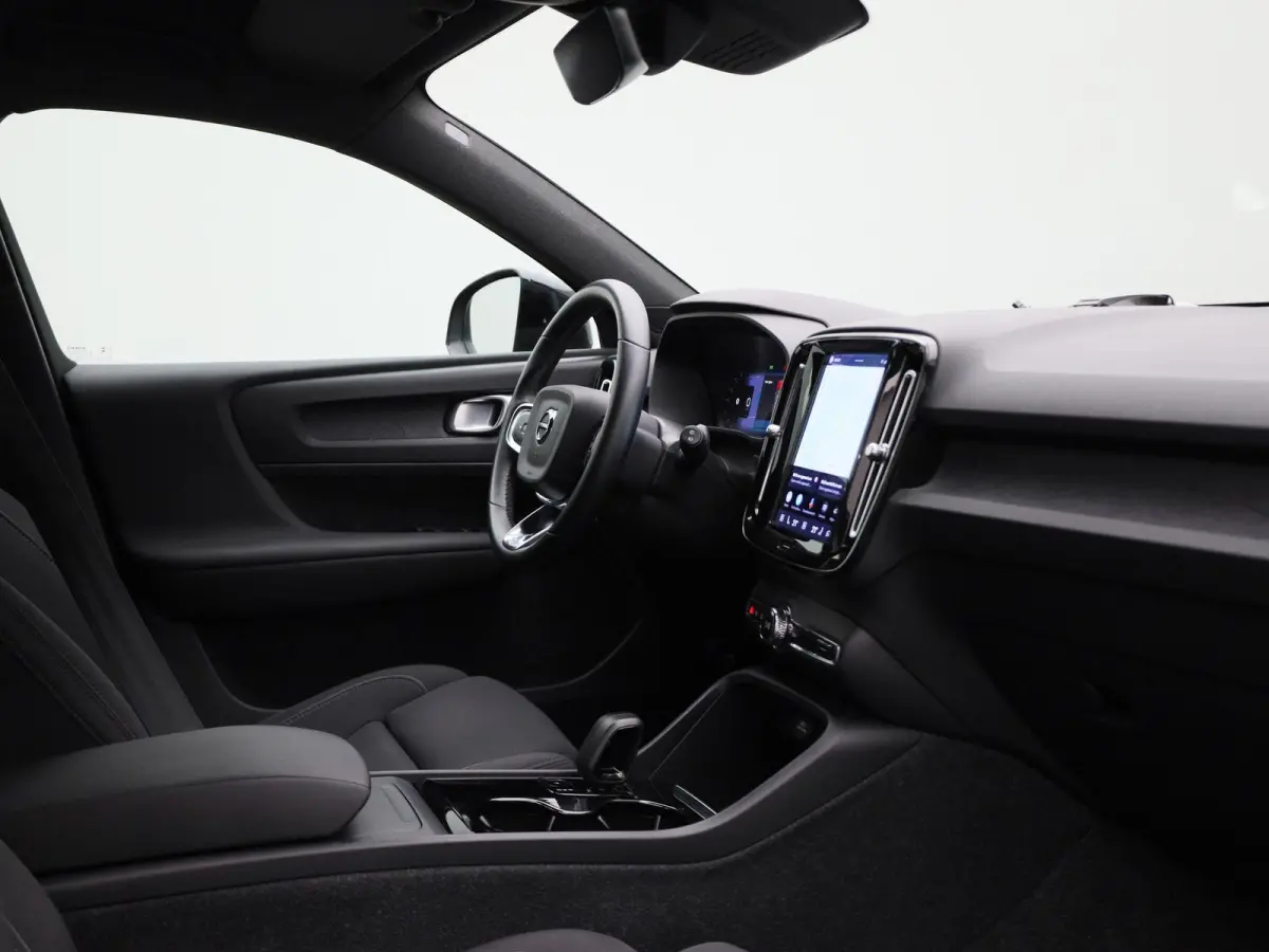 Core 69 kWh | SOH 93% | ACHTERUITRIJCAMERA | APPLE CARPLAY - ANDROID AUTO | CLIMATE CONTROL | CRUISE CONTROL |