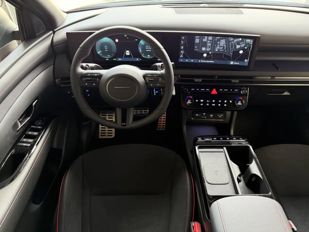 NW AUTO 4WD 288PK N LINE + 1.6 T-GDI PHEV SKY PANO CAMERA STOELVERWARM 19" LMV ZWARTE HEMEL STUURVERW. PLUG IN HYBRIDE 4X4 AWD