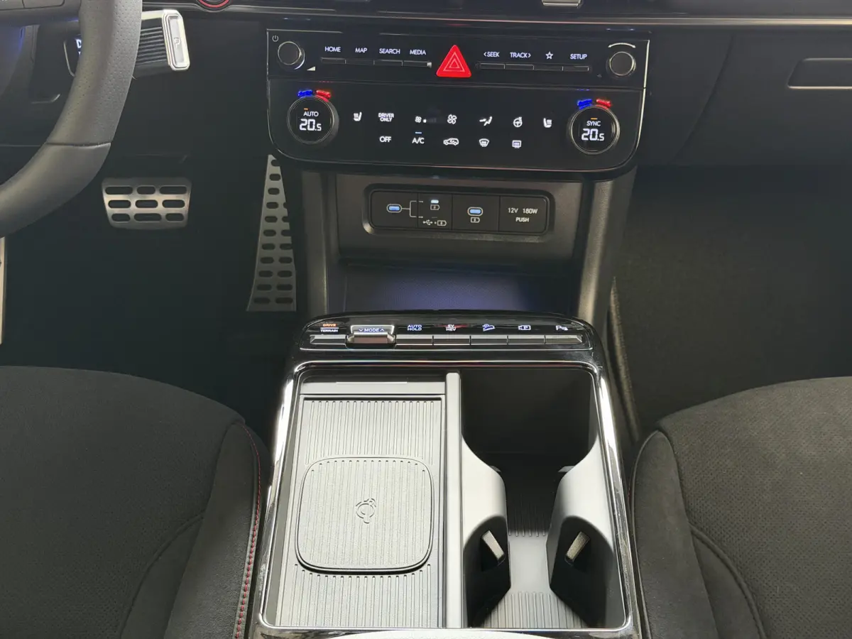 NW AUTO 4WD 288PK N LINE + 1.6 T-GDI PHEV SKY PANO CAMERA STOELVERWARM 19" LMV ZWARTE HEMEL STUURVERW. PLUG IN HYBRIDE 4X4 AWD