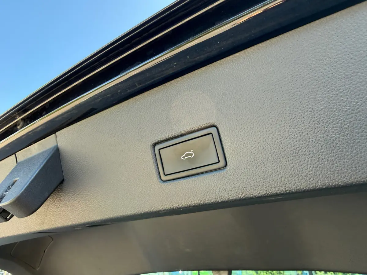 1.0 TSI Style Business - Navi - Airco - Parkeerhulp - Org.NL