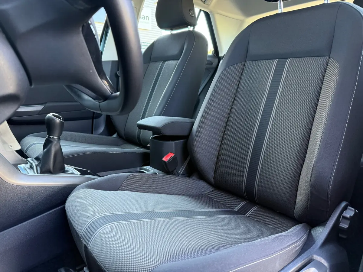 1.0 TSI Style Business - Navi - Airco - Parkeerhulp - Org.NL