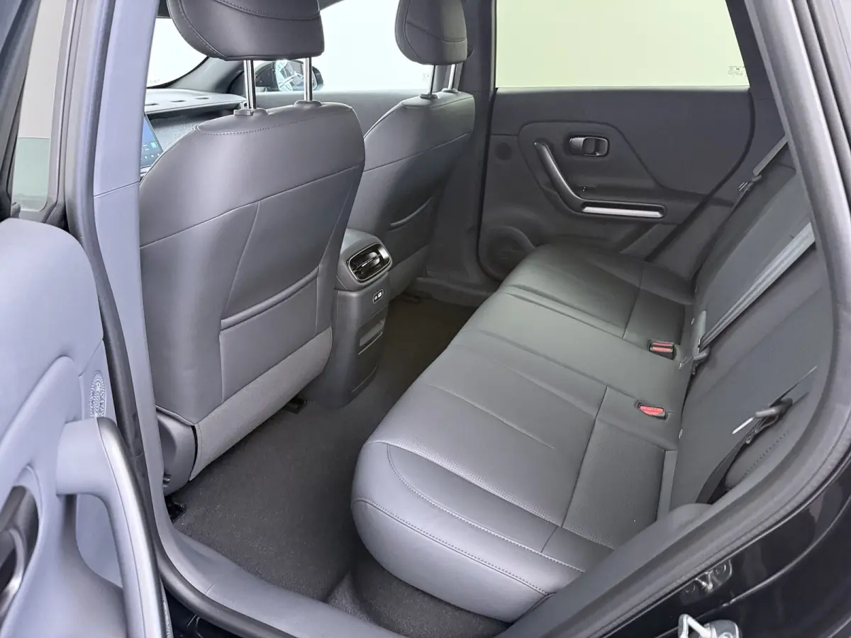 ProMax Design 67.1 kWh | €1500,- korting !! | Vanaf €429,- Private lease per maand ! | Achteruitrij assistent | Apple Carplay/Android Auto|telefoonintegratie premium | Cruise control ada