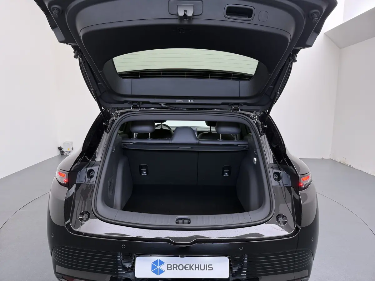 ProMax Design 67.1 kWh | €1500,- korting !! | Vanaf €429,- Private lease per maand ! | Achteruitrij assistent | Apple Carplay/Android Auto|telefoonintegratie premium | Cruise control ada