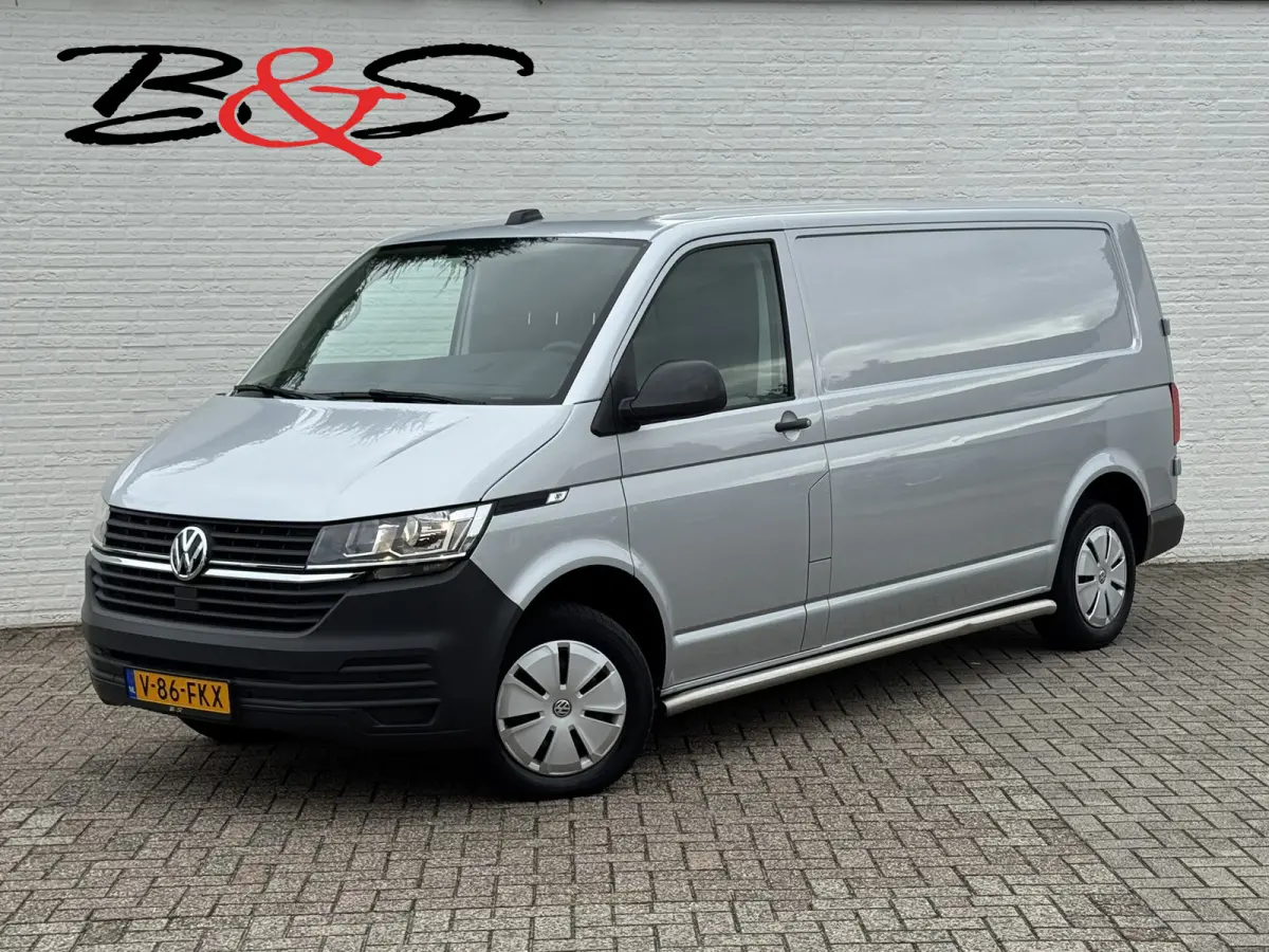 2.0 TDI L2H1 28 Highline Trekhaak 3 Zits Pdc v+a Navigatie Cruise Lat om Lat