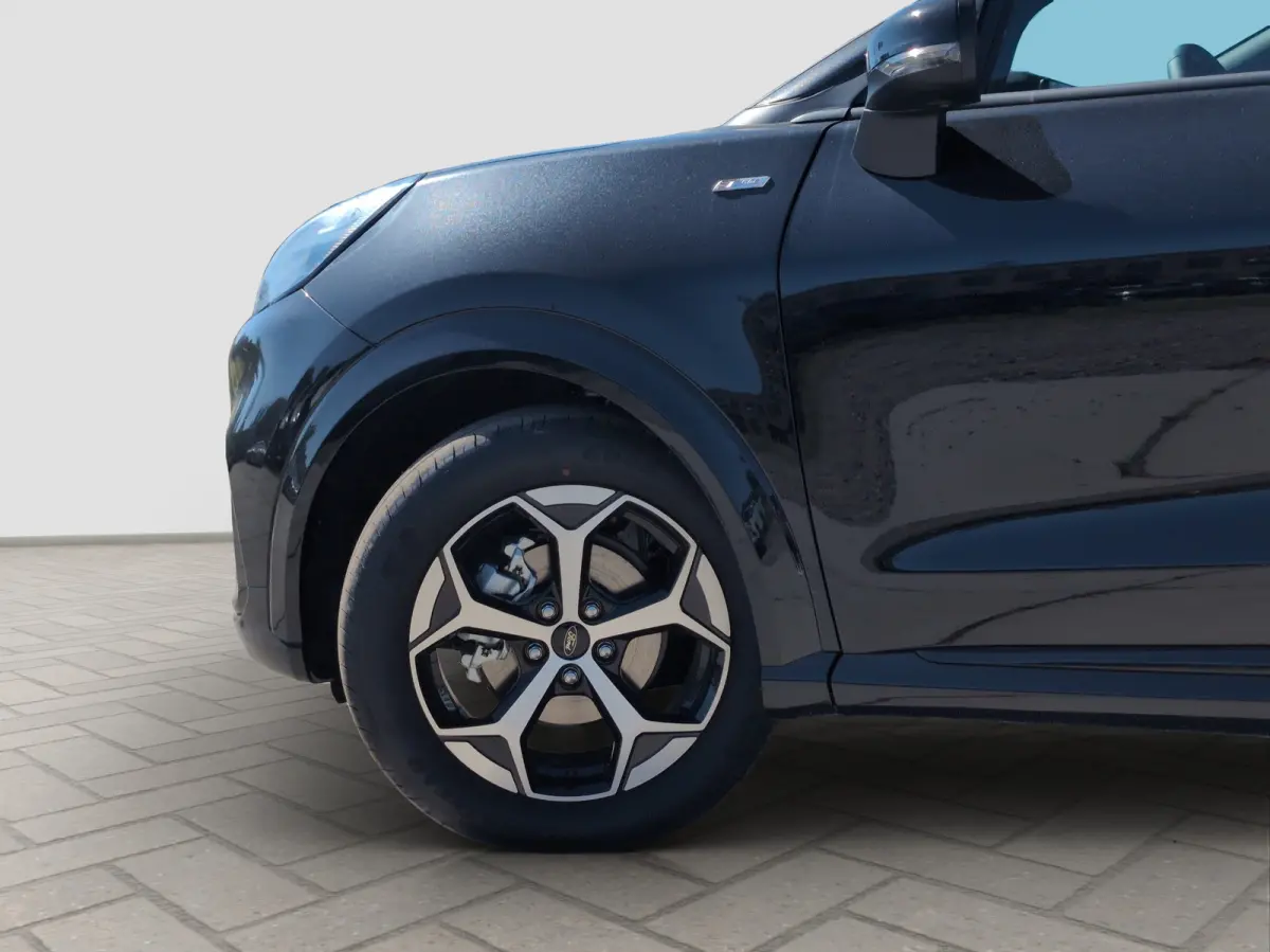 1.0 EcoBoost ST-Line | Achteruitrijcamera | All-Weather banden  | Armsteun voor