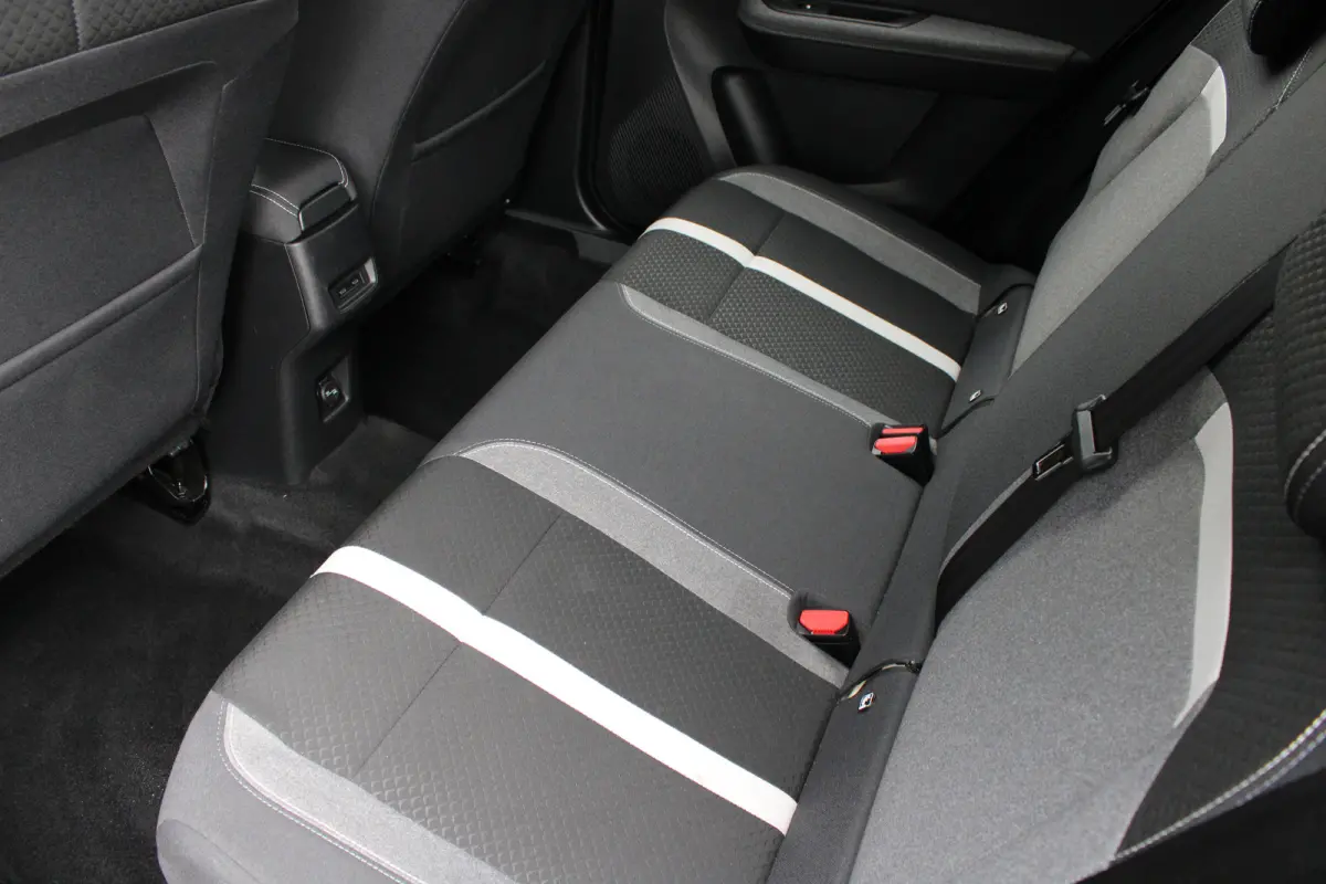 1.2 Turbo Hybrid GS | Automaat | Navigatie | Camera | Stoelverwarming | Apple carplay | NL auto |