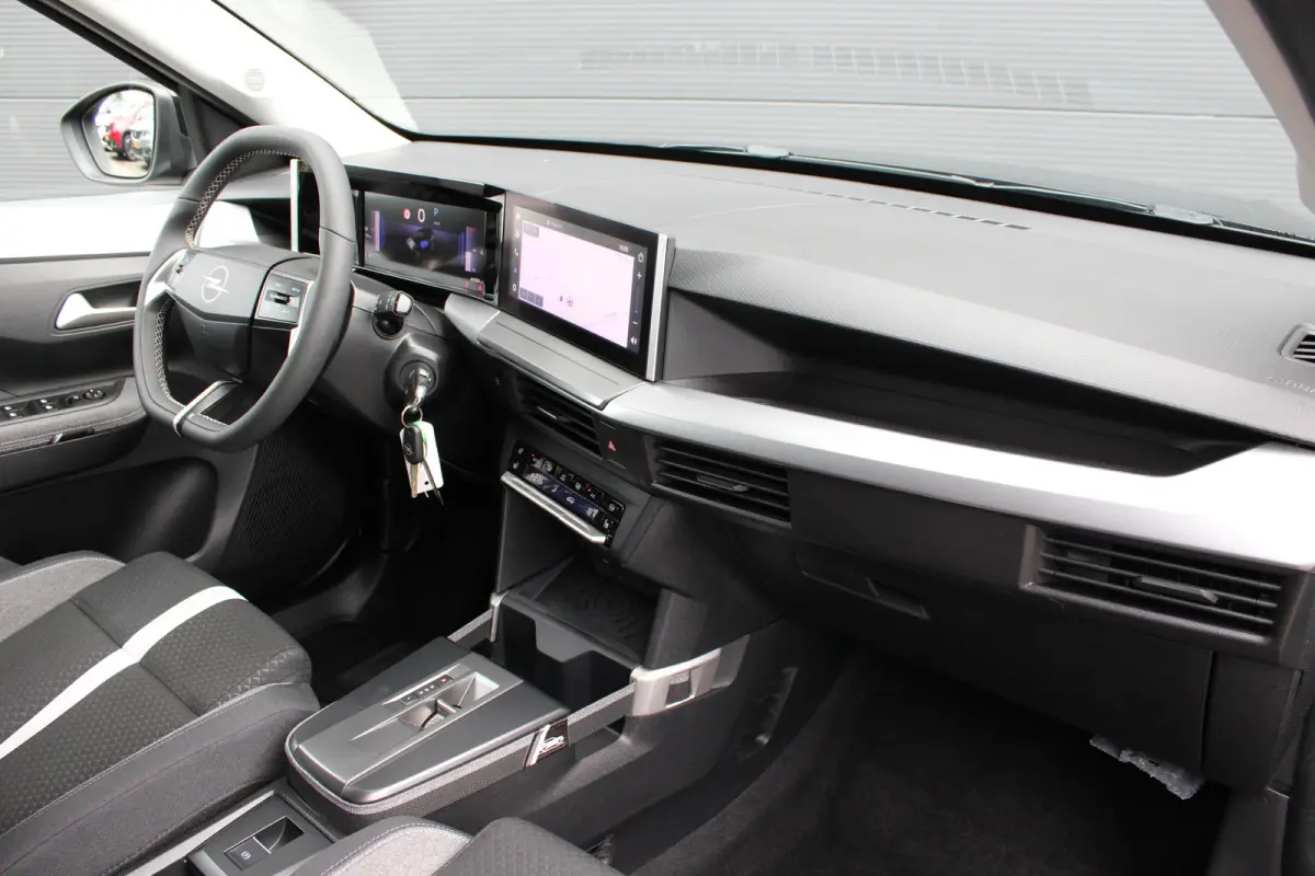 1.2 Turbo Hybrid GS | Automaat | Navigatie | Camera | Stoelverwarming | Apple carplay | NL auto |