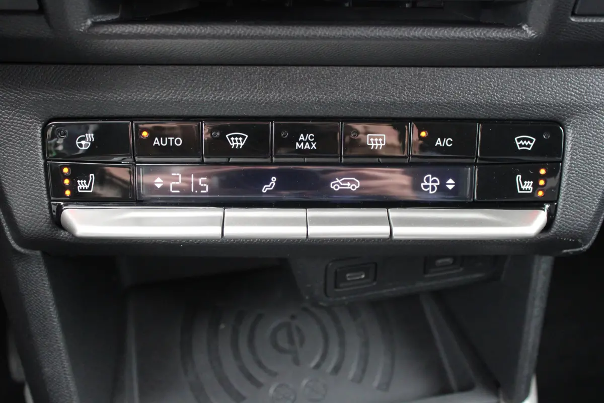1.2 Turbo Hybrid GS | Automaat | Navigatie | Camera | Stoelverwarming | Apple carplay | NL auto |